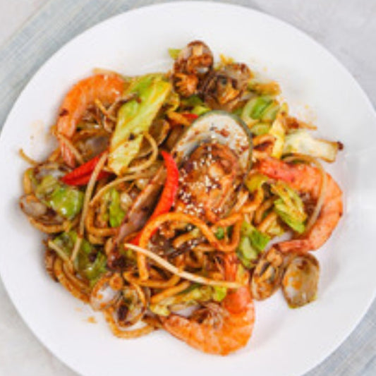 tallarines picantes con gambas tailandes